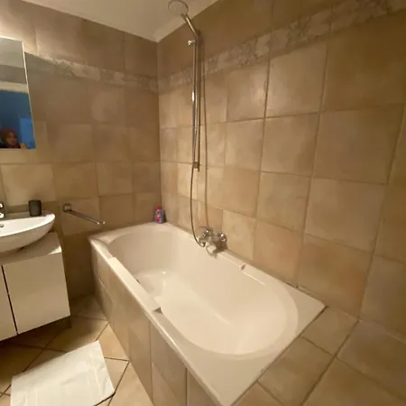 Azure Horizon Apartament *